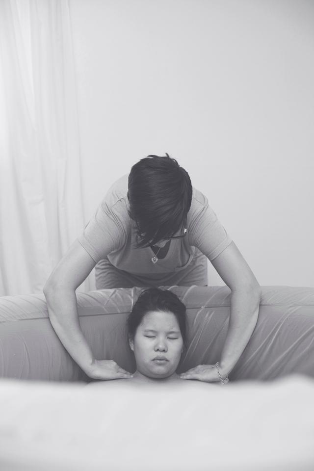 doula back rub- one thing doulas do best